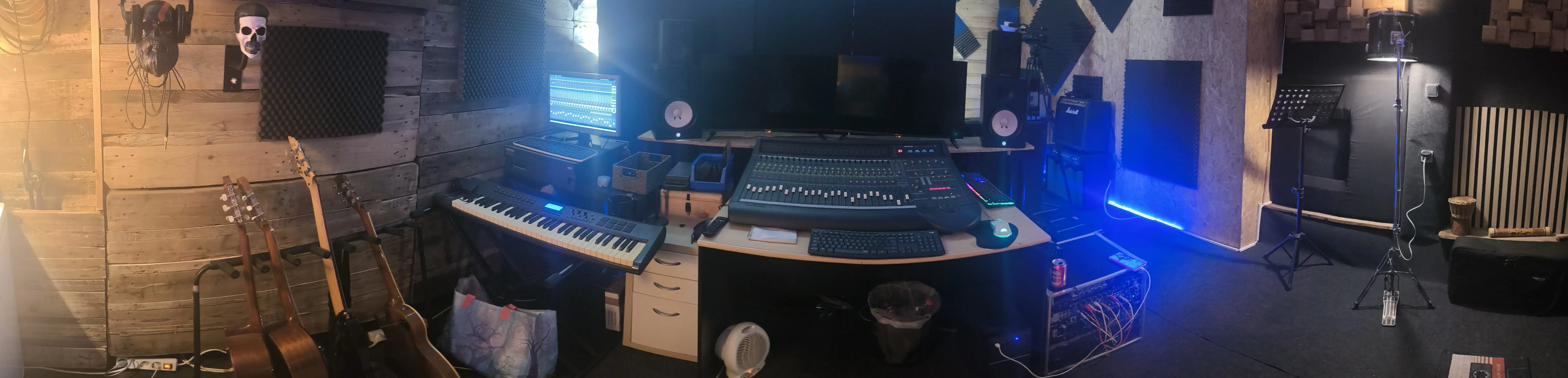 MotherFader Records. Estudio de grabación en el norte de Madrid.